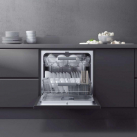 Посудомоечные машины Mijia Internet Dishwasher 8 Sets (VDW0801M) и QCOOCER Circle Kitchen AI Smart Dishwasher 8 Set