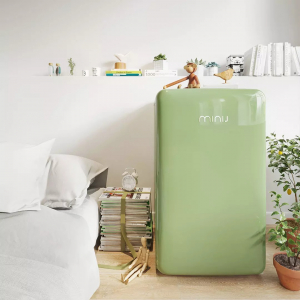 Мини-холодильник Xiaomi Xiaoji Mini Retro Refrigerator Light Series Green (BC-121CG) - фото 5