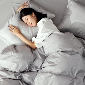 Антибактериальное постельное белье из хлопка Xiaomi 8H Super Soft 60 Count Long Staple Cotton Set JG 1.8m Grey - фото 3